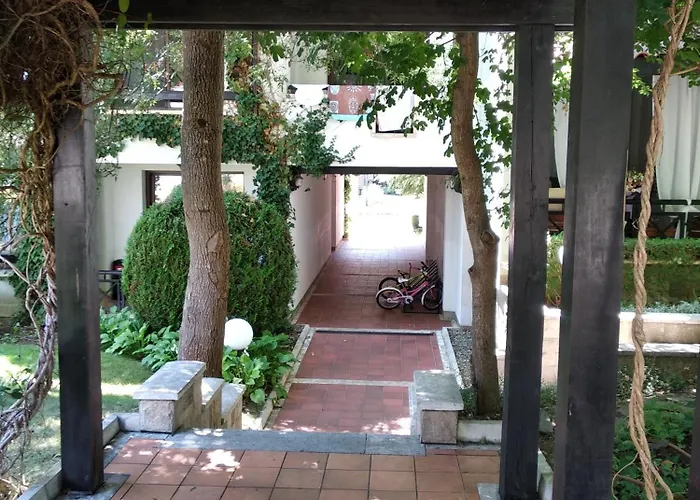 Oasis Resort&spa 2 Apartment Lozenets