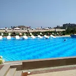 Oasis Resort&spa 2 Апартамент Лозенец